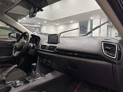 2015 Mazda Mazda3 i Touring - Photo 10 - Gladstone, OR 97027