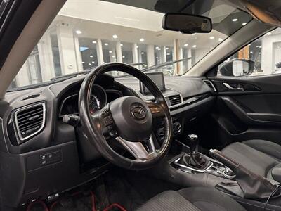 2015 Mazda Mazda3 i Touring - Photo 7 - Gladstone, OR 97027