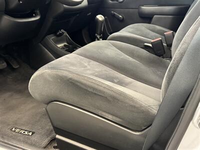 2010 Nissan Versa 1.6   - Photo 17 - Gladstone, OR 97027