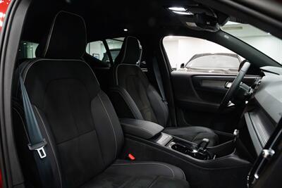 2022 Volvo XC40 Recharge P8 Plus   - Photo 10 - Gladstone, OR 97027