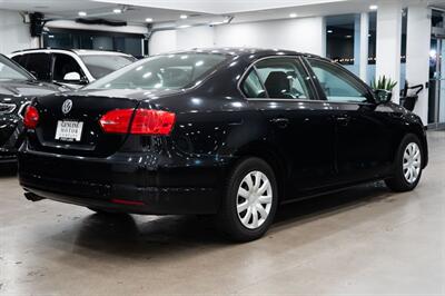 2013 Volkswagen Jetta 2.0L S   - Photo 4 - Gladstone, OR 97027