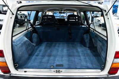 1990 Volvo 240 DL   - Photo 8 - Gladstone, OR 97027