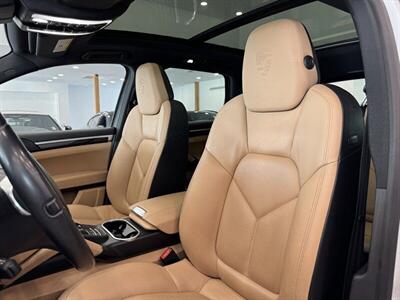 2014 Porsche Cayenne Platinum Edition   - Photo 14 - Gladstone, OR 97027