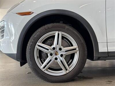 2014 Porsche Cayenne Platinum Edition   - Photo 35 - Gladstone, OR 97027