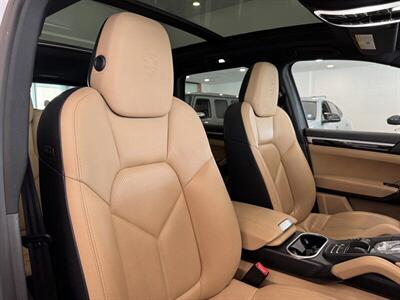 2014 Porsche Cayenne Platinum Edition   - Photo 15 - Gladstone, OR 97027