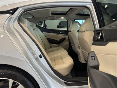 2017 Nissan Maxima 3.5 SL   - Photo 10 - Gladstone, OR 97027
