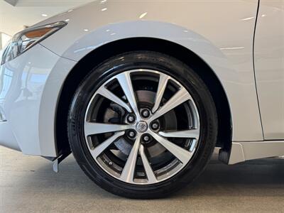 2017 Nissan Maxima 3.5 SL   - Photo 42 - Gladstone, OR 97027