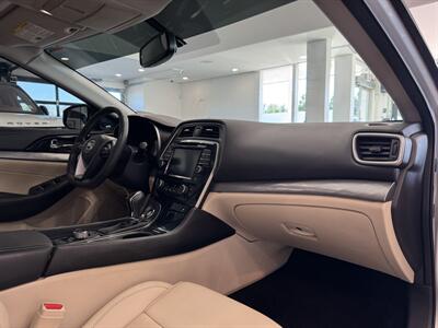 2017 Nissan Maxima 3.5 SL   - Photo 24 - Gladstone, OR 97027
