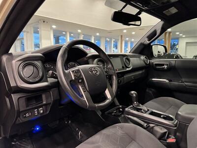 2017 Toyota Tacoma SR5 V6   - Photo 21 - Gladstone, OR 97027