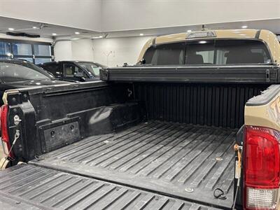 2017 Toyota Tacoma SR5 V6   - Photo 42 - Gladstone, OR 97027