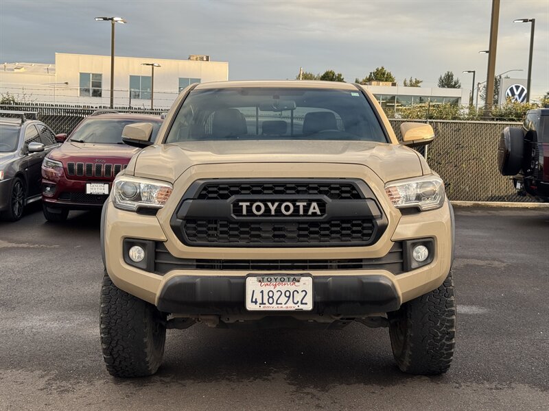 2017 Toyota Tacoma TRD Sport  