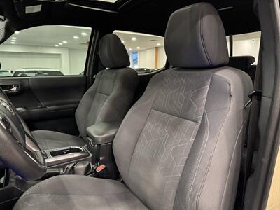 2017 Toyota Tacoma SR5 V6   - Photo 22 - Gladstone, OR 97027
