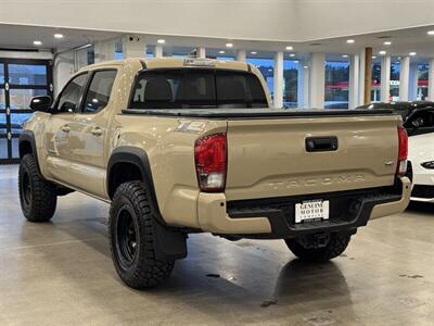 2017 Toyota Tacoma SR5 V6   - Photo 4 - Gladstone, OR 97027