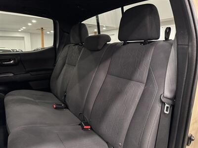 2017 Toyota Tacoma SR5 V6   - Photo 25 - Gladstone, OR 97027