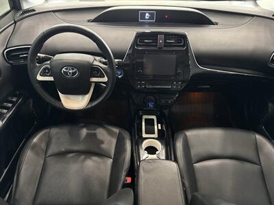 2016 Toyota Prius Four   - Photo 8 - Gladstone, OR 97027