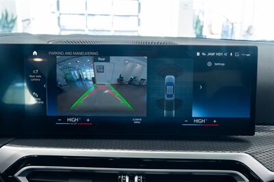 2023 BMW 330i xDrive - Photo 13 - Gladstone, OR 97027