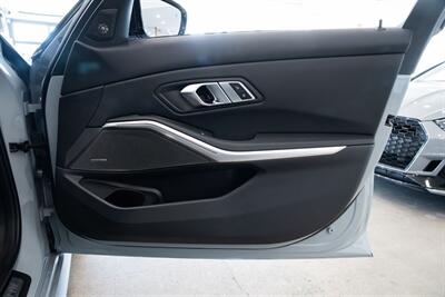 2023 BMW 330i xDrive - Photo 24 - Gladstone, OR 97027