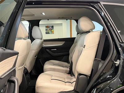 2024 Mazda CX-90 Plug-in Hybrid Preferred   - Photo 12 - Gladstone, OR 97027