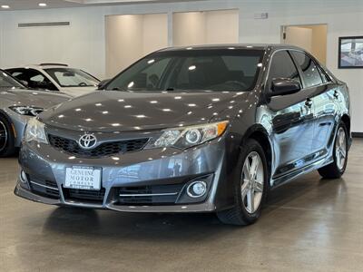 2013 Toyota Camry SE   - Photo 1 - Gladstone, OR 97027