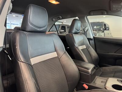 2013 Toyota Camry SE   - Photo 15 - Gladstone, OR 97027