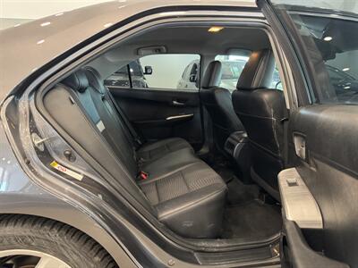 2013 Toyota Camry SE   - Photo 10 - Gladstone, OR 97027