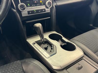 2013 Toyota Camry SE   - Photo 27 - Gladstone, OR 97027