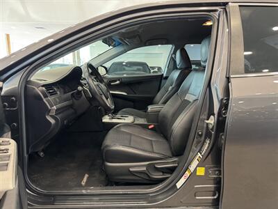 2013 Toyota Camry SE   - Photo 7 - Gladstone, OR 97027