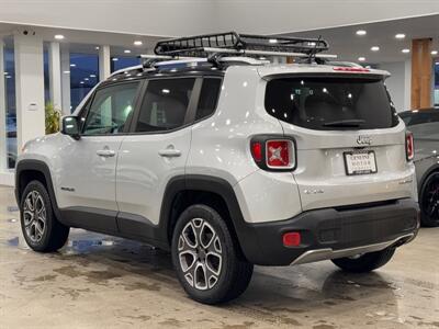 2015 Jeep Renegade Limited  4 DOOR WAGON/SPORT UTILITY - Photo 4 - Gladstone, OR 97027