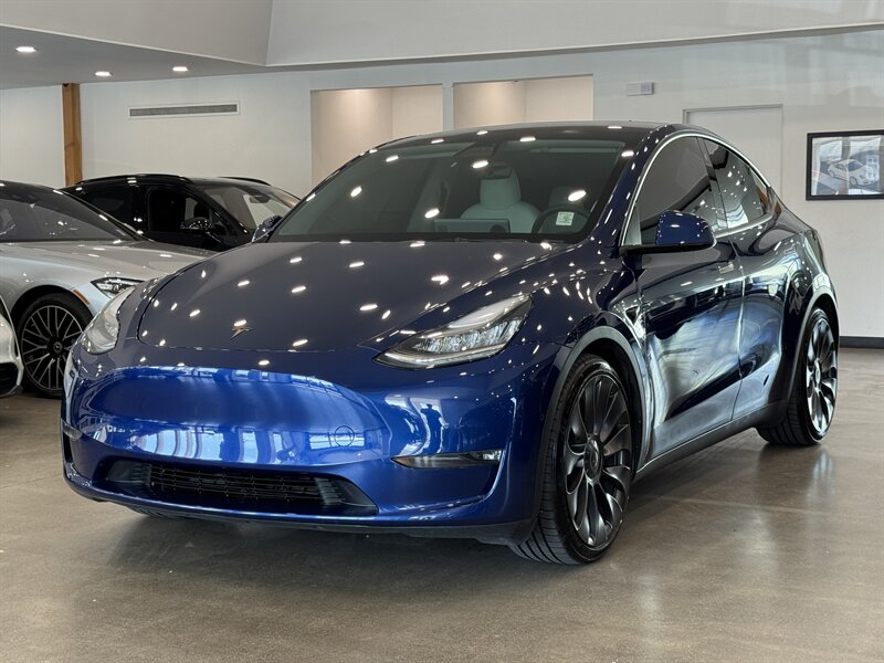 2021 Tesla Model Y Performance - Photo 1 - Gladstone, OR 97027