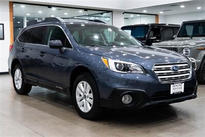 2017 Subaru Outback 2.5i Premium - Photo 3 - Gladstone, OR 97027