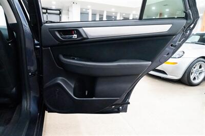 2017 Subaru Outback 2.5i Premium - Photo 22 - Gladstone, OR 97027