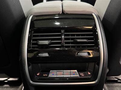2025 BMW X6 M60i   - Photo 19 - Gladstone, OR 97027