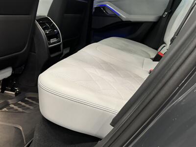 2025 BMW X6 M60i   - Photo 19 - Gladstone, OR 97027