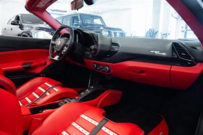 2018 Ferrari 488 Spider Spider   - Photo 26 - Gladstone, OR 97027