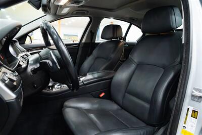 2016 BMW 528i   - Photo 6 - Gladstone, OR 97027