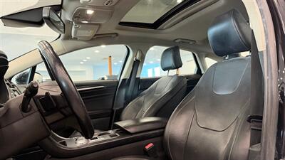 2020 Ford Fusion Titanium   - Photo 6 - Gladstone, OR 97027