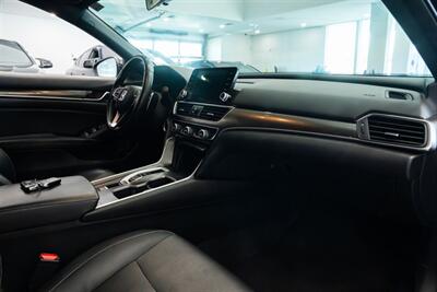 2018 Honda Accord Sport 2.0T - Photo 9 - Gladstone, OR 97027