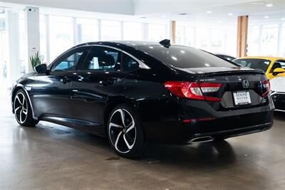 2018 Honda Accord Sport 2.0T - Photo 6 - Gladstone, OR 97027