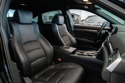 2018 Honda Accord Sport 2.0T - Photo 10 - Gladstone, OR 97027