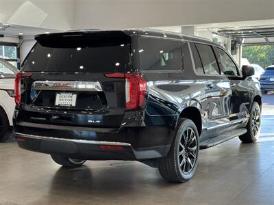 2023 GMC Yukon XL SLT   - Photo 6 - Gladstone, OR 97027