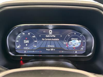 2023 GMC Yukon XL SLT   - Photo 21 - Gladstone, OR 97027