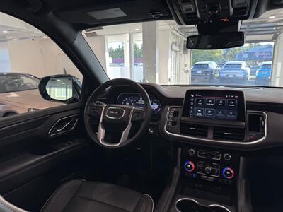 2023 GMC Yukon XL SLT   - Photo 17 - Gladstone, OR 97027