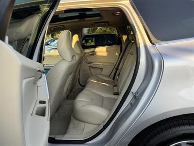 2016 Volvo XC60 T5 Drive-E Platinum   - Photo 8 - Gladstone, OR 97027
