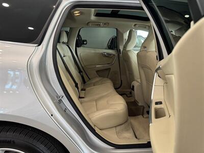 2016 Volvo XC60 T5 Drive-E Platinum   - Photo 10 - Gladstone, OR 97027