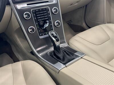 2016 Volvo XC60 T5 Drive-E Platinum   - Photo 37 - Gladstone, OR 97027