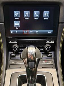 2022 Porsche 718 Cayman GT4   - Photo 16 - Gladstone, OR 97027