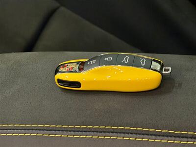 2022 Porsche 718 Cayman GT4   - Photo 17 - Gladstone, OR 97027