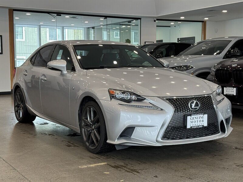 2014 Lexus IS 350 F SPORT photo 2