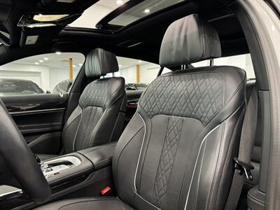 2021 BMW 750i xDrive   - Photo 14 - Gladstone, OR 97027