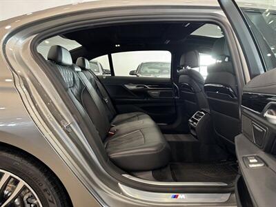 2021 BMW 750i xDrive - Photo 10 - Gladstone, OR 97027